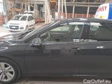  Volkswagen  Golf  VOLKSWAGEN / 2019 / 5P / BERLINA 2.0 TDI SCR 85KW LIFE DSG #69
