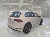  Volkswagen  Tiguan VOLKSWAGEN  / 2016 / 5P / SUV 2.0 TDI SCR 110KW SPORT BMT #2