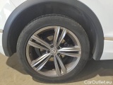  Volkswagen  Tiguan VOLKSWAGEN  / 2016 / 5P / SUV 2.0 TDI SCR 110KW SPORT BMT #19