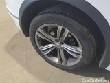  Volkswagen  Tiguan VOLKSWAGEN  / 2016 / 5P / SUV 2.0 TDI SCR 110KW SPORT BMT #67