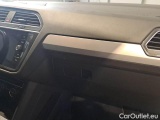 Volkswagen  Tiguan VOLKSWAGEN  / 2016 / 5P / SUV 2.0 TDI SCR 110KW SPORT BMT #73