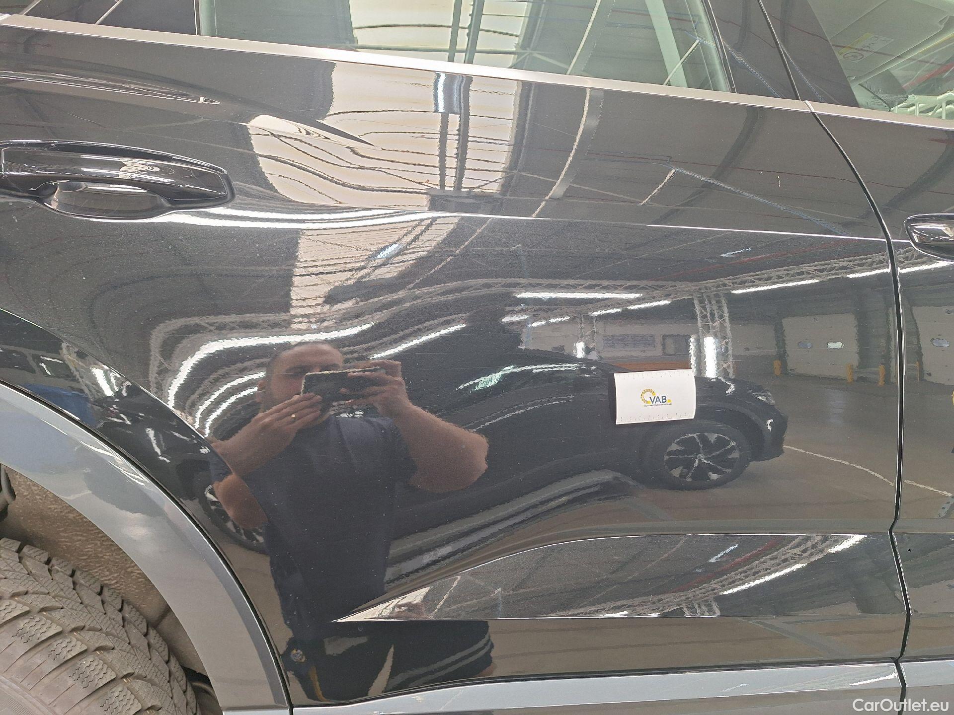 Audi  Q3 Audi,  SB '19 PHEV,  SB 45 TFSie PHEV S tronic #39