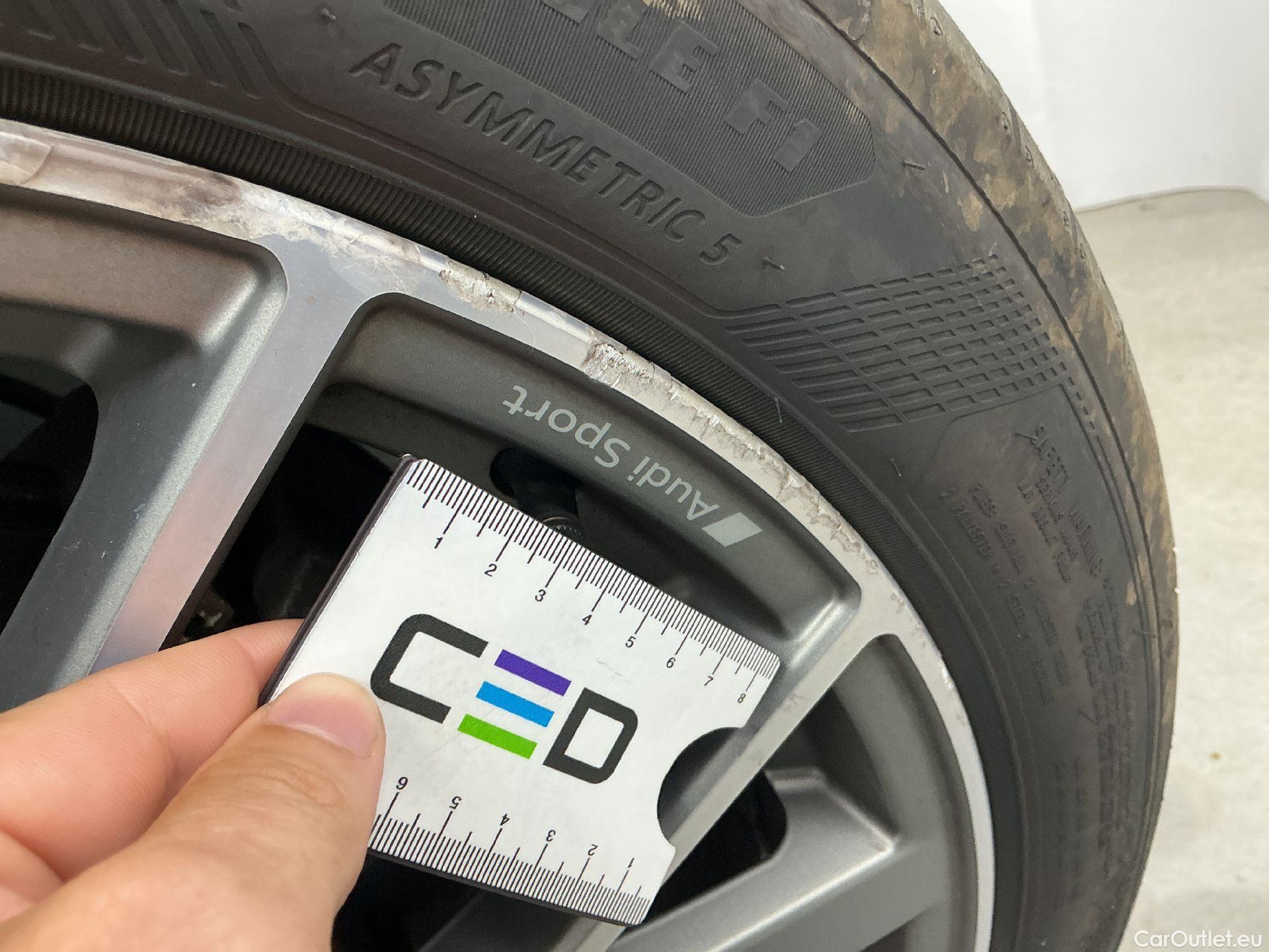  Audi  Q3 Audi,  SB '19 PHEV,  SB 45 TFSie PHEV S Li.Str. (total options: 14.115,71 Ex.Vat) #28