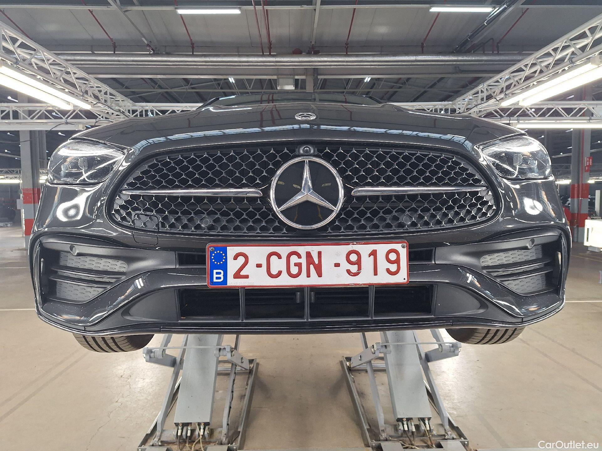  Mercedes  C-Klasse Mercedes, C-Class '21 PHEV, C 300e 230kW AMG Line Aut #33