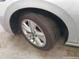  Volkswagen  Golf  Volkswagen VIII 1.0 TSI 81kW Life 5d #17
