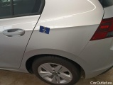  Volkswagen  Golf  Volkswagen VIII 1.0 TSI 81kW Life 5d #33