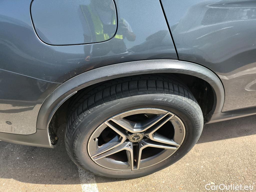  Mercedes  G-Klasee MERCEDES-BENZ GLC Coupé / 2019 / 5P / coupé GLC 300 de 4MATIC (AC) #29