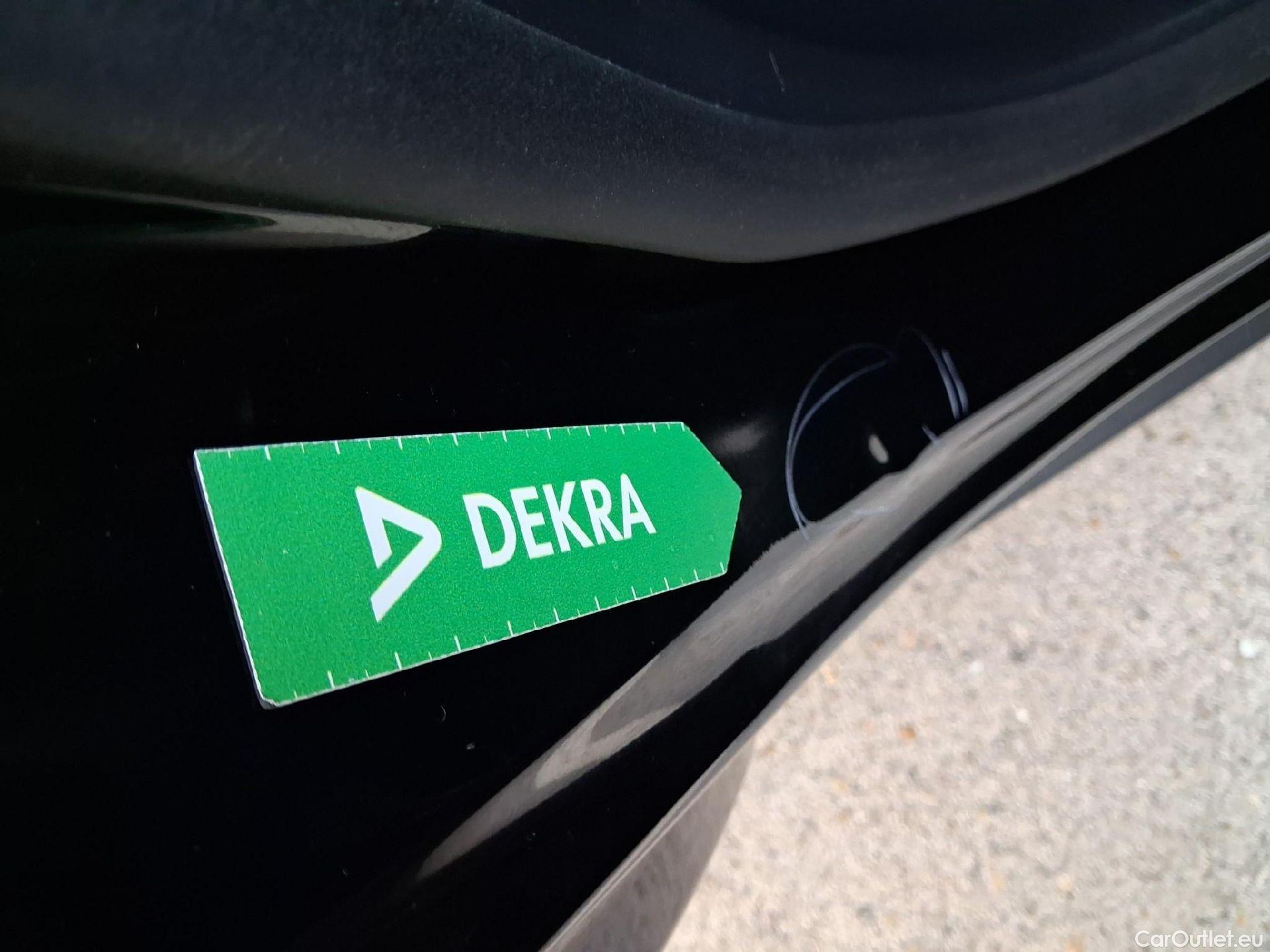  Mercedes  GLA MERCEDES-BENZ  / 2020 / 5P / todoterreno  250 e #8