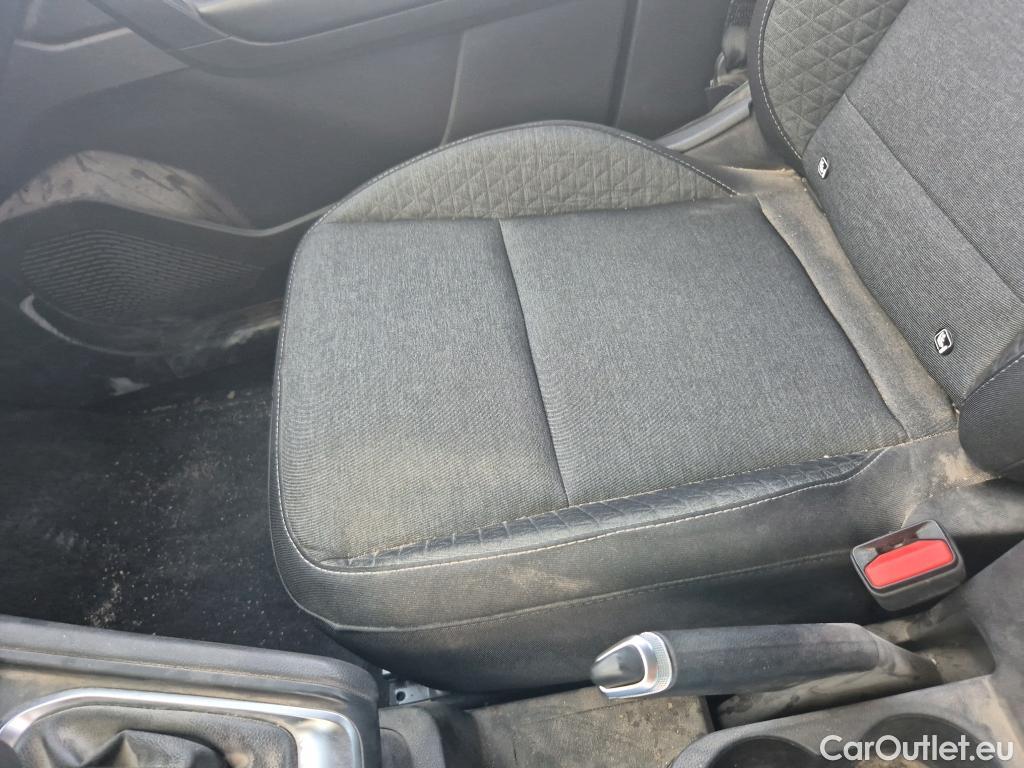  Renault  Captur RENAULT  / 2020 / 5P / todoterreno Intens TCe 90 #1