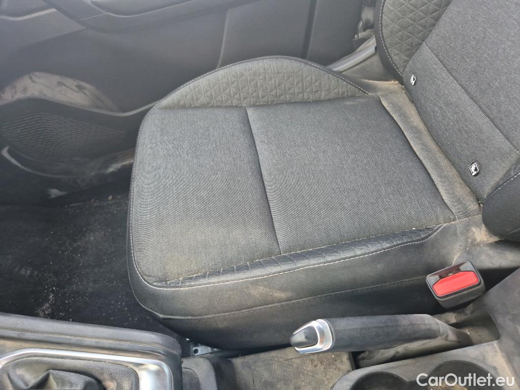  Renault  Captur RENAULT  / 2020 / 5P / todoterreno Intens TCe 90 #2