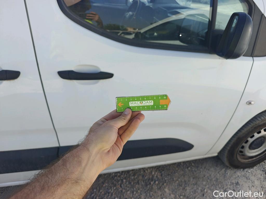 Citroen  Berlingo CITROEN  / 2018 / 3P / furgón derivado de turismo Talla M BlueHDi 100 CONTROL #14