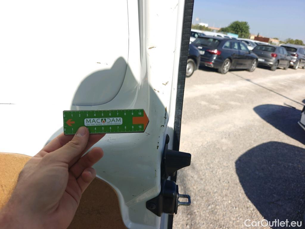  Citroen  Berlingo CITROEN  / 2018 / 3P / furgón derivado de turismo Talla M BlueHDi 100 CONTROL #5