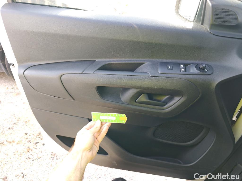  Citroen  Berlingo CITROEN  / 2018 / 3P / furgón derivado de turismo Talla M BlueHDi 100 CONTROL #29