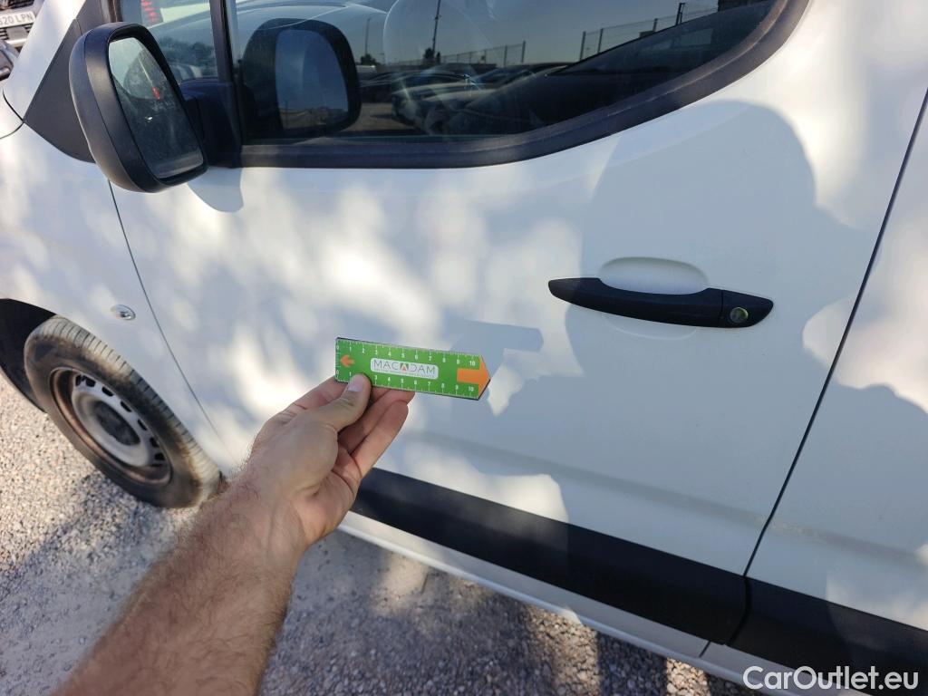  Citroen  Berlingo CITROEN  / 2018 / 3P / furgón derivado de turismo Talla M BlueHDi 100 CONTROL #52