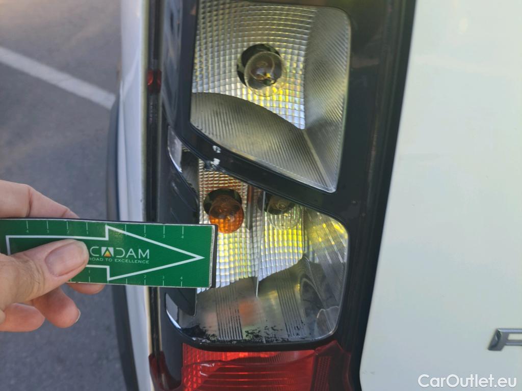  Peugeot  RIFTER PEUGEOT  / 2018 / 4P / combi Active Standard BlueHDi 73kW (IND) (CX2) #13