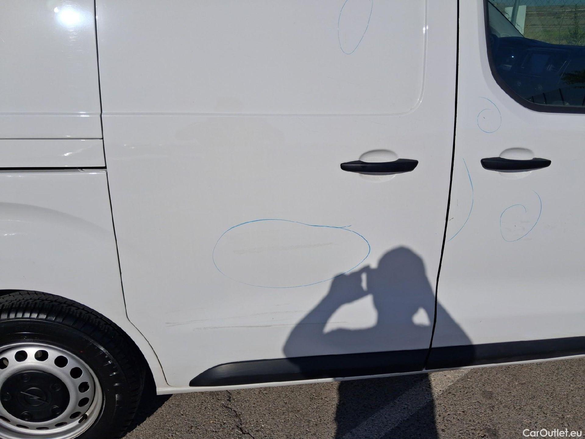  Opel  Vivaro OPEL  / 2019 / 4P / furgón 1.5 Diésel 74kW (100CV) S Inc. Express #53