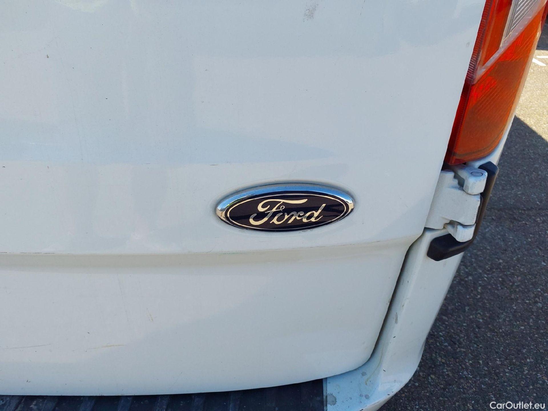  Ford  Transit FORD  Custom / 2012 / 4P / combi Mixto 2.0 TDCI 96kW 340 L2 Trend M1 #25