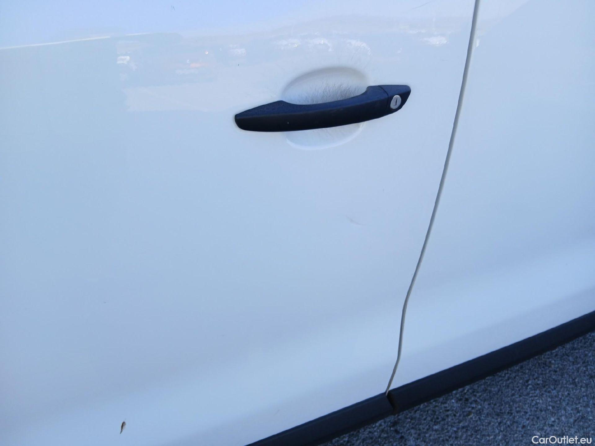  Opel  Vivaro OPEL  / 2019 / 4P / furgón 1.5 Diésel 74kW (100CV) M Std Express (AC) #9