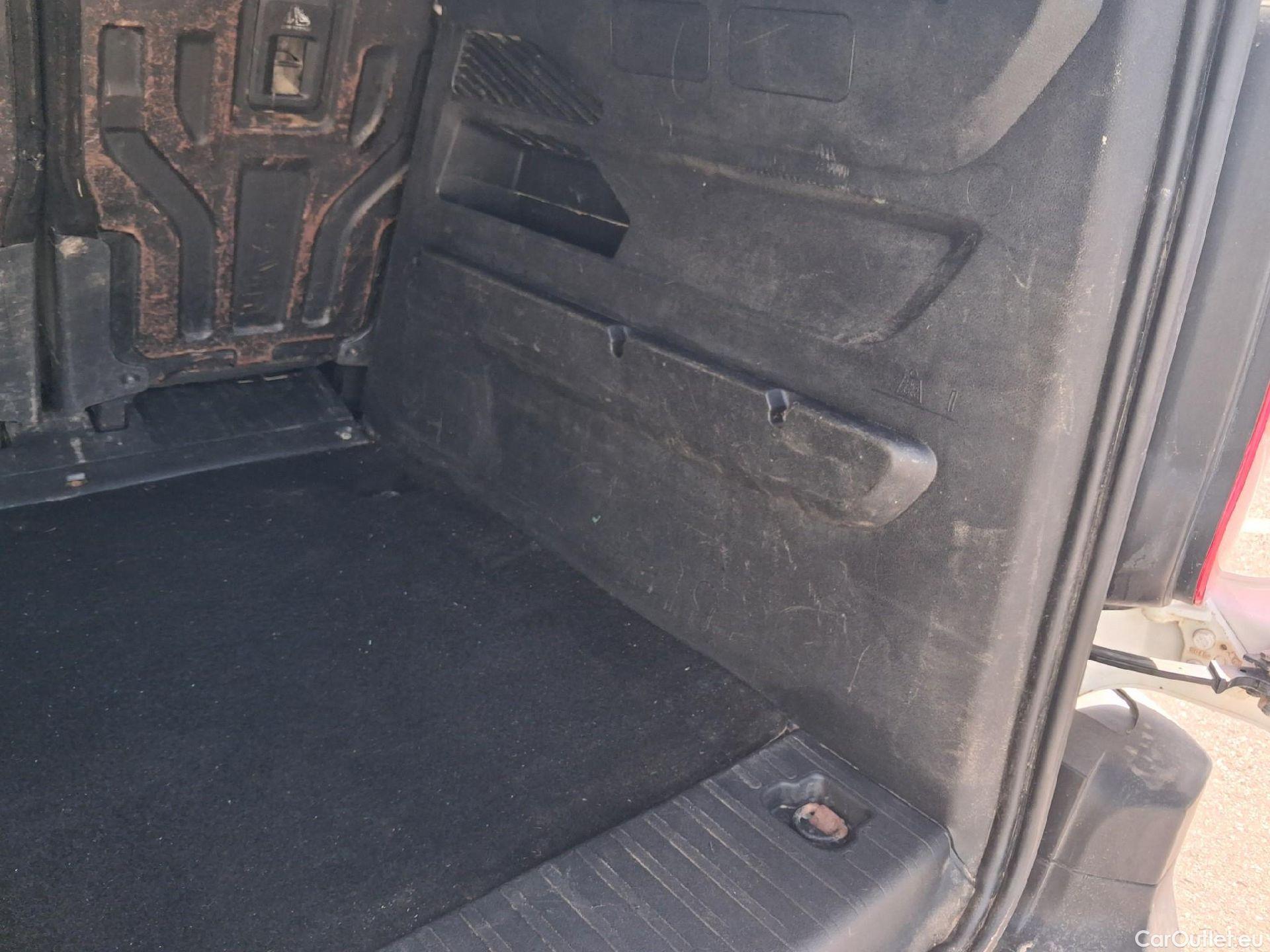  Citroen  Berlingo CITROEN  / 2018 / 4P / combi Talla M BlueHDi 100 LIVE (AC) #3