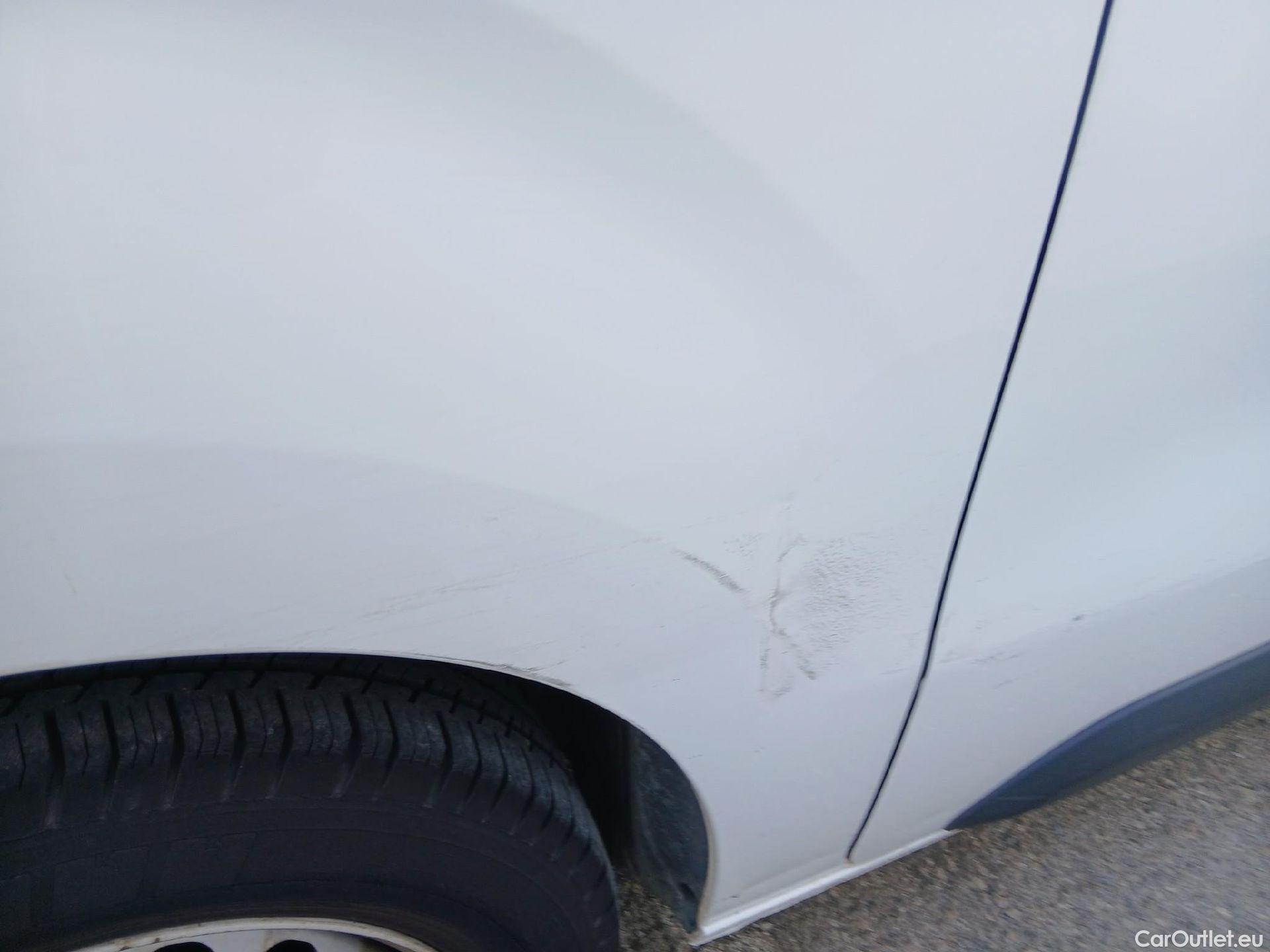  Opel  Vivaro OPEL  / 2019 / 4P / furgón 1.5 Diésel 74kW (100CV) M Std Express (AC) #19