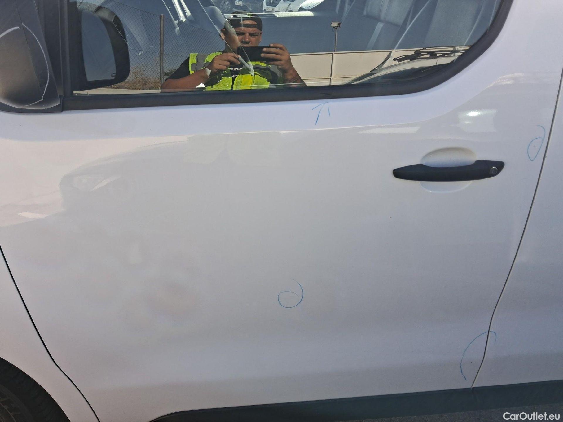 Opel  Vivaro OPEL  / 2019 / 4P / furgón 1.5 Diésel 74kW (100CV) S Inc. Express #33