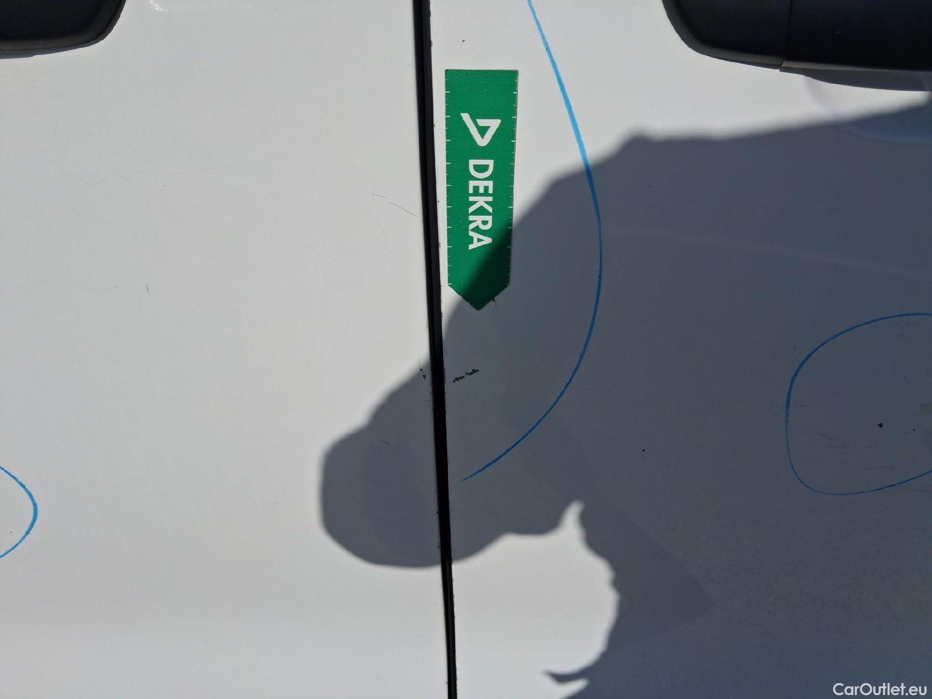  Opel  Vivaro OPEL  / 2019 / 4P / furgón 1.5 Diésel 74kW (100CV) S Inc. Express #54