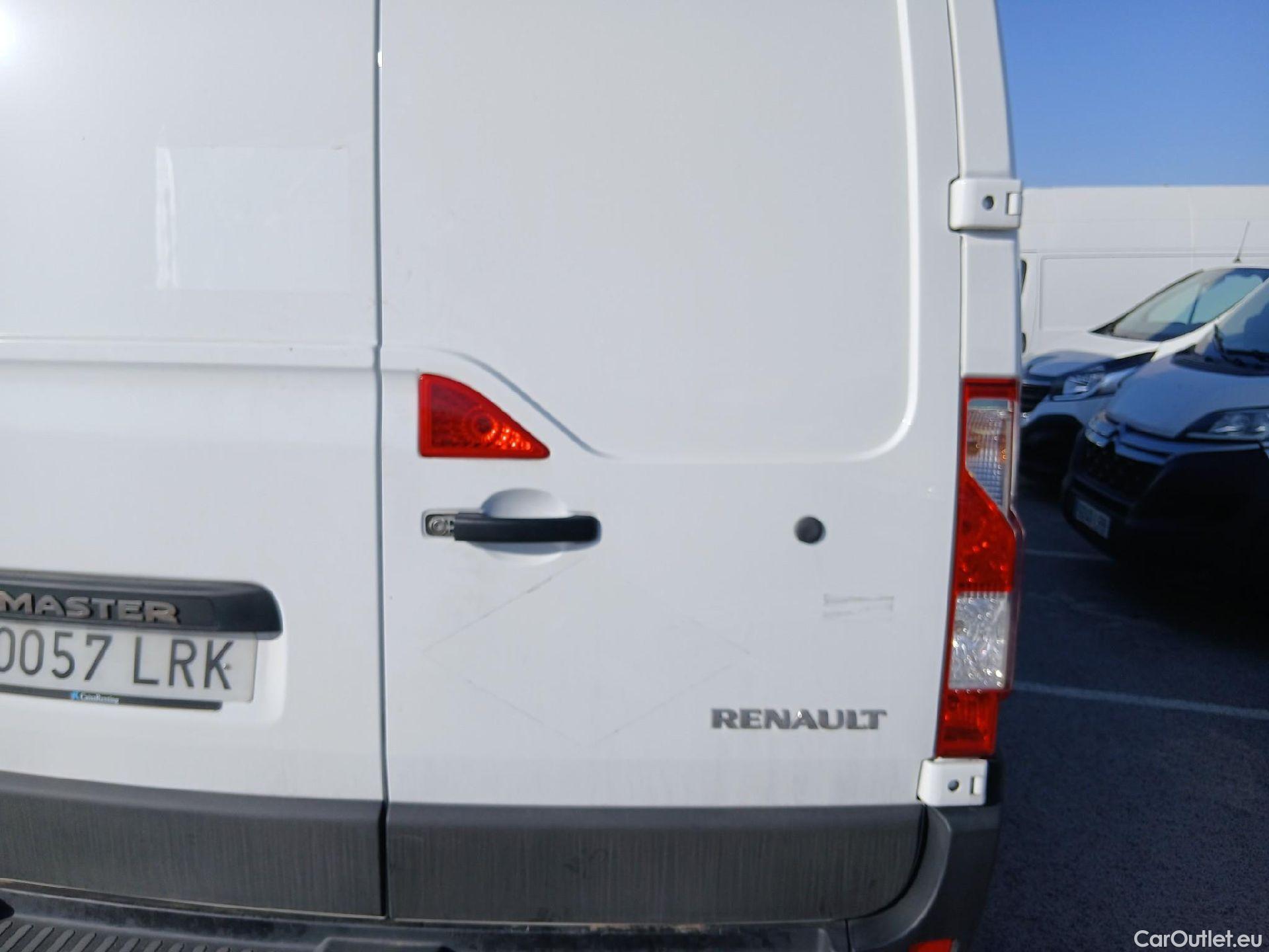  Renault  Master RENAULT  / 2019 / 4P / furgón Fu. P L4H3 3500 RG E B dCi 107kW (145CV) #19