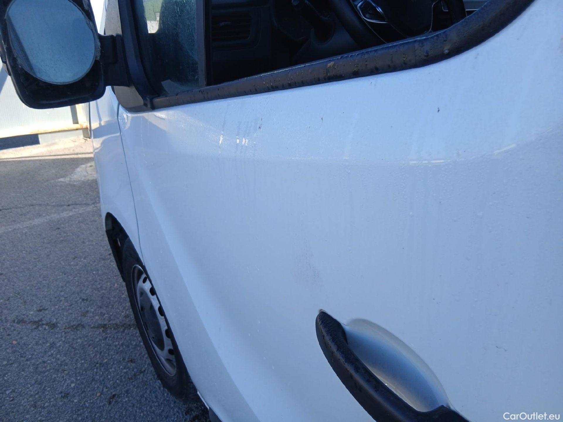  Renault  Trafic RENAULT  / 2021 / 4P / furgón Furgón L1H1 Blue dCi 96 Kw (130 CV) (AC4) #6
