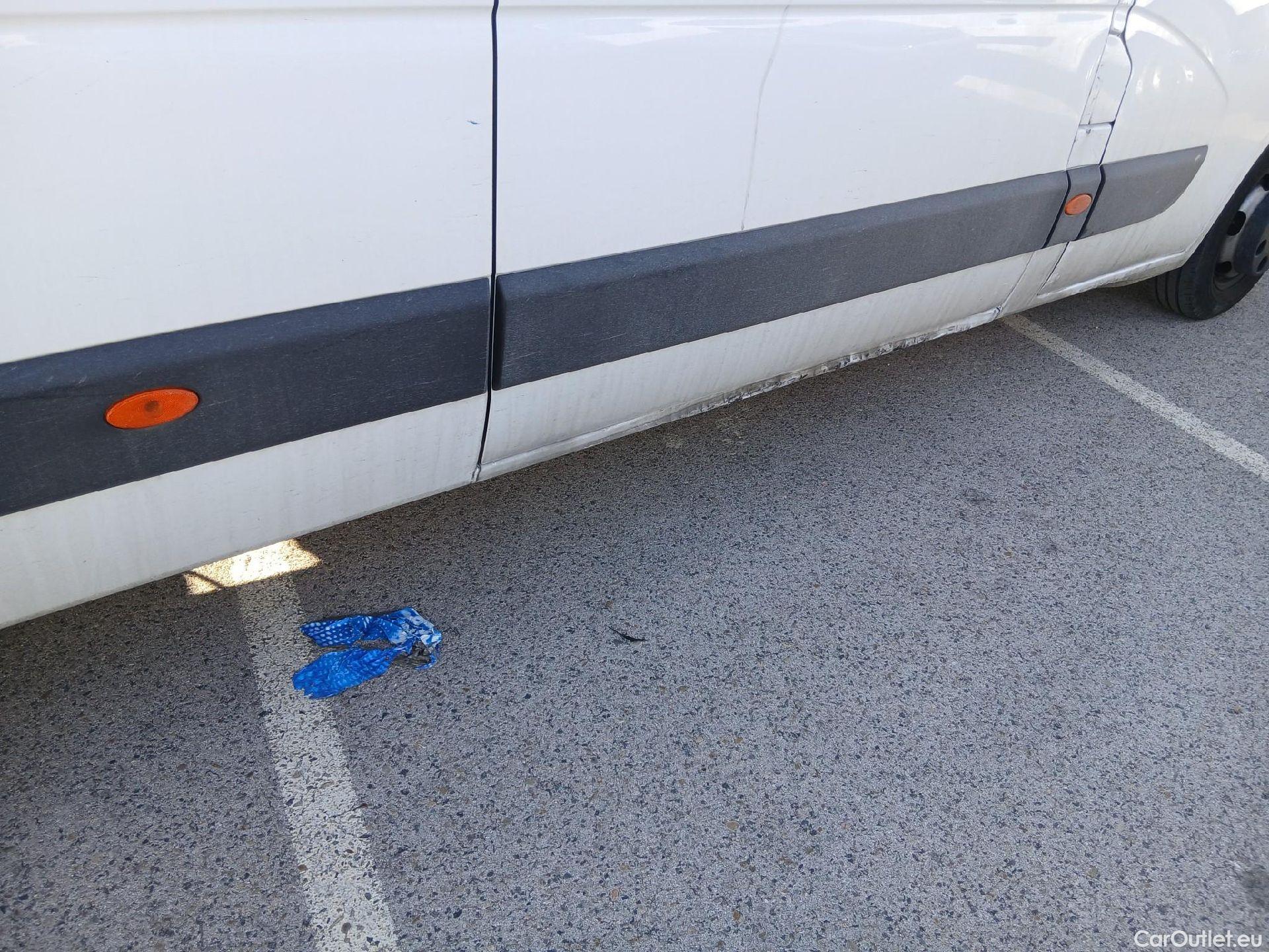  Renault  Master RENAULT  / 2019 / 4P / furgón Fu. P L4H3 3500 RG E B dCi 107kW (145CV) #27