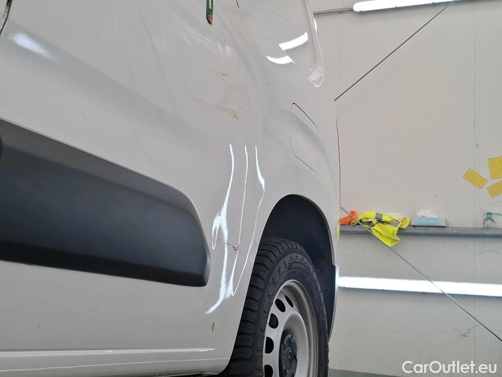  Citroen  Berlingo  Fourgon Worker M 1000 1.2 PureTech 130CV BVA8 E6d #4