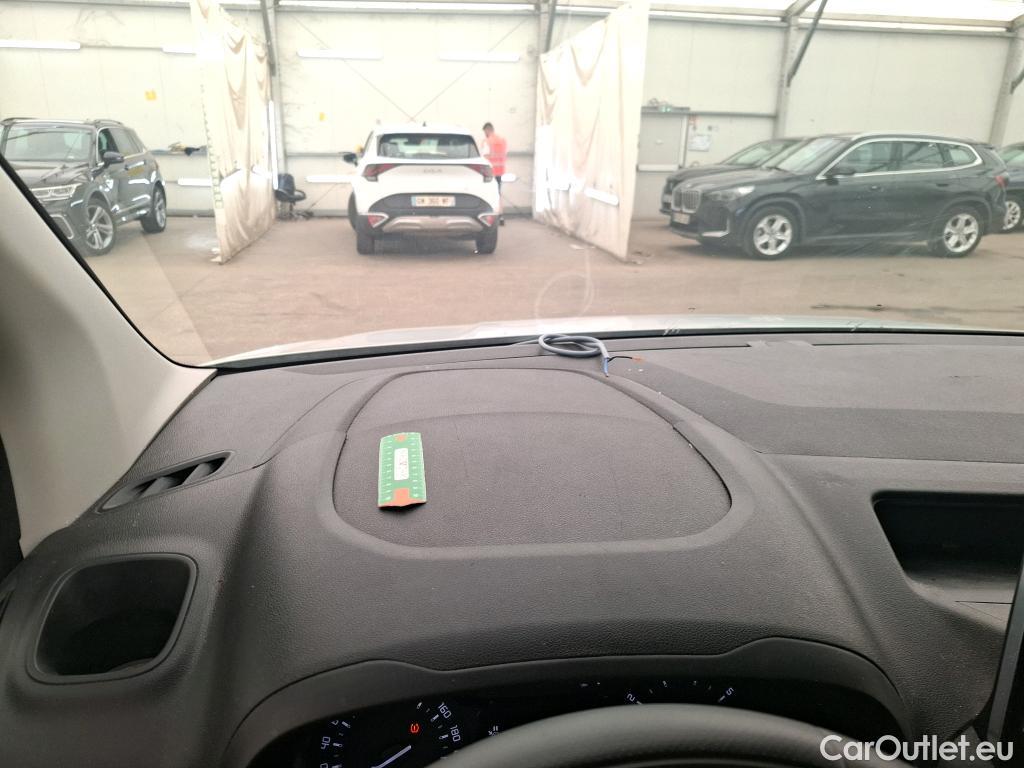  Citroen  Berlingo  Fourgon Worker M 1000 1.2 PureTech 130CV BVA8 E6d #17