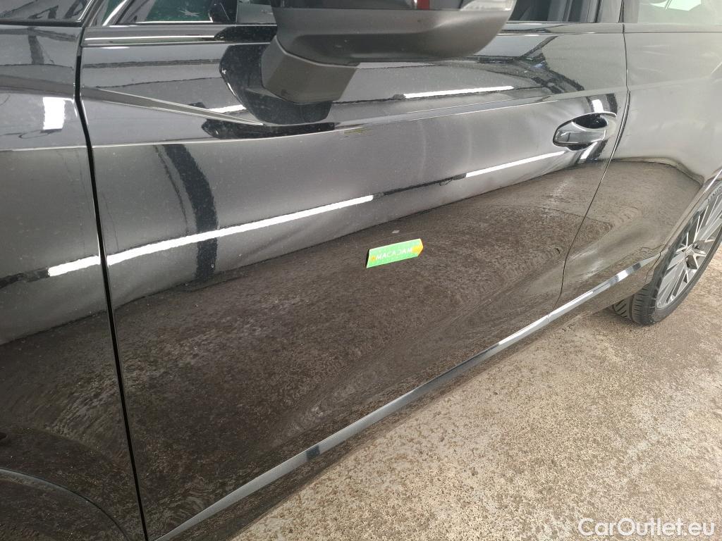  Audi  Q3  35 TDI Design luxe 2.0 TDI 150CV BVA7 E6dT #3