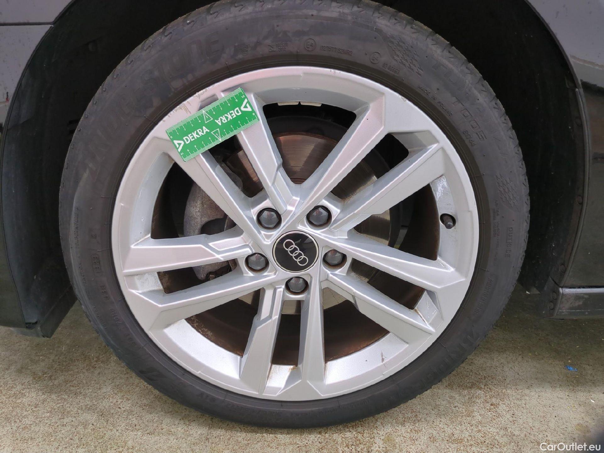  Audi  A3 AUDI  Sportback / 2020 / 5P / Berline 30 TFSI MHEV S Tronic 110 Business Line #22