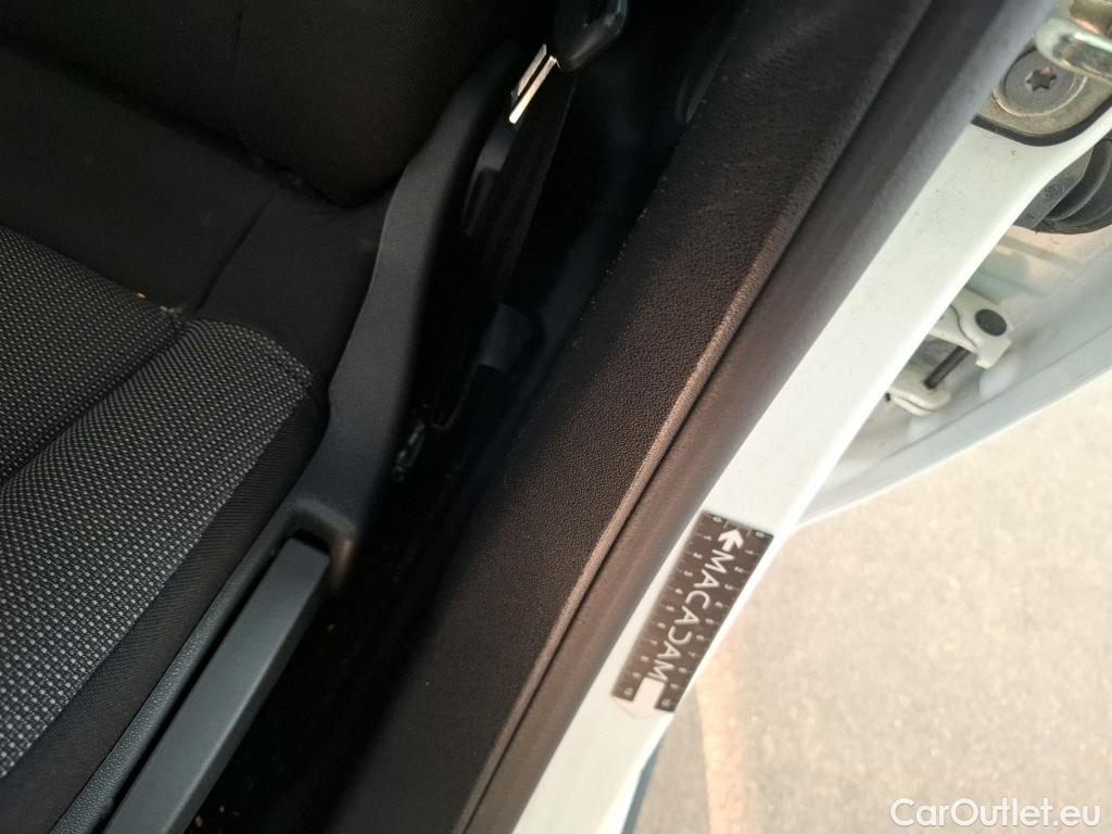  Citroen  C3  Feel 1.2 PureTech 80CV BVM5 E6 #13