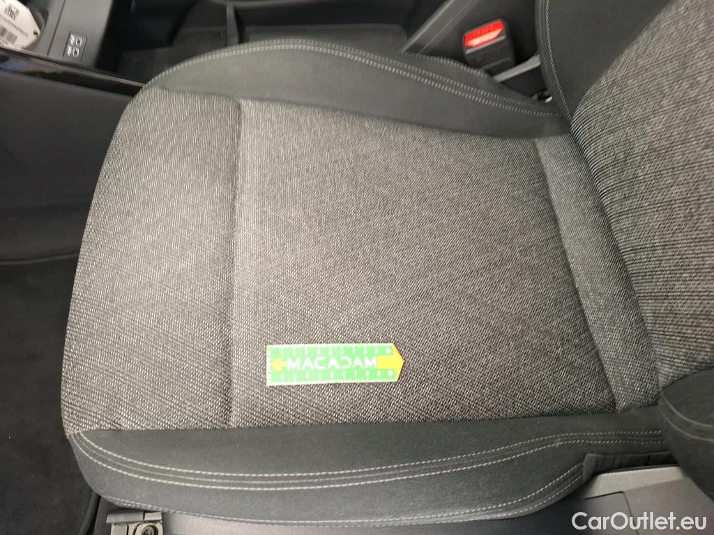  Bmw  X1 BMW  / 2022 / 5P / SUV sDrive18d DKG7 #4