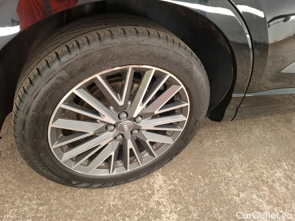  Audi  Q3  35 TDI Design luxe 2.0 TDI 150CV BVA7 E6dT #12