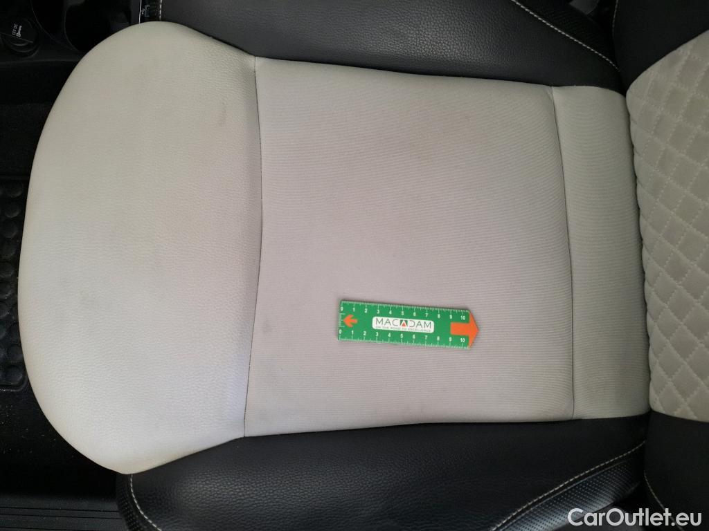  Fiat  500 FIAT  2015 3P Berline Hybrid 1 0 BSG 70 ch Dolcevita #10