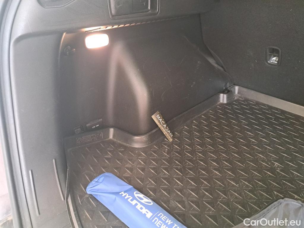  Hyundai  Tucson  Creative Hybrid 2WD 1.6 T-GDI 230CV BVA6 E6d #23