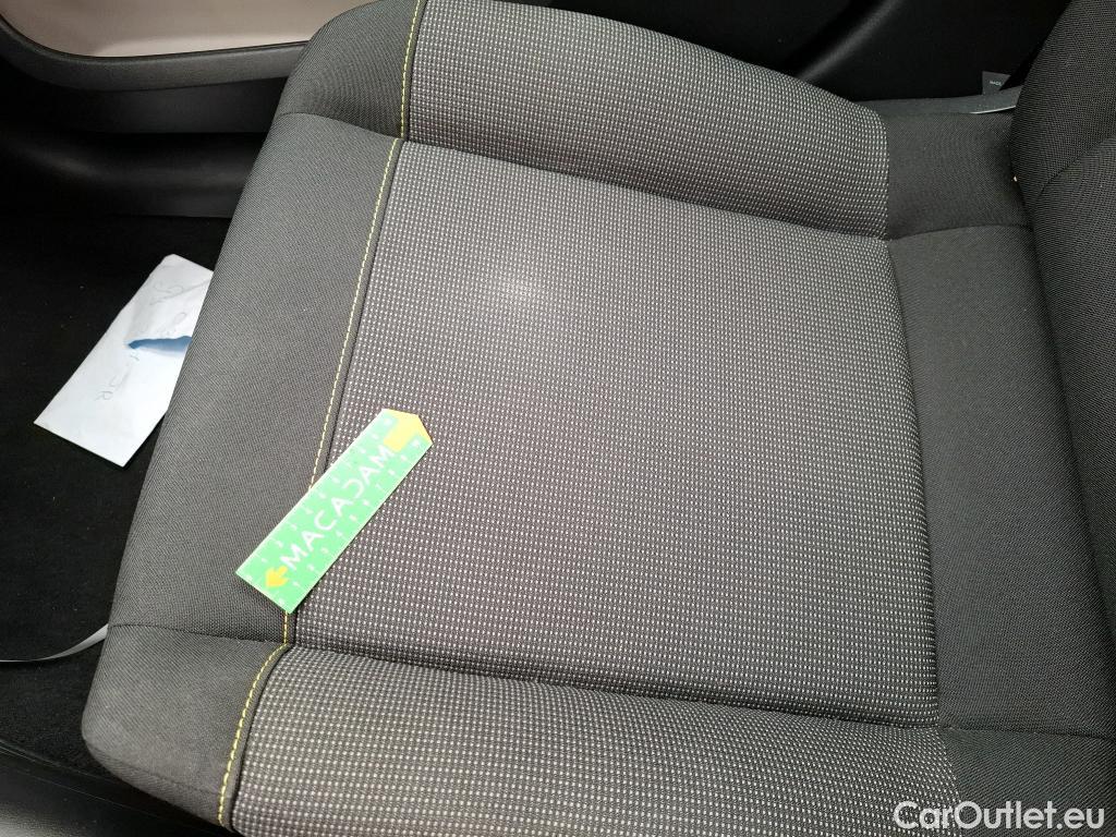  Citroen  C3  Plus 1.2 PureTech 80CV BVM5 6E #3