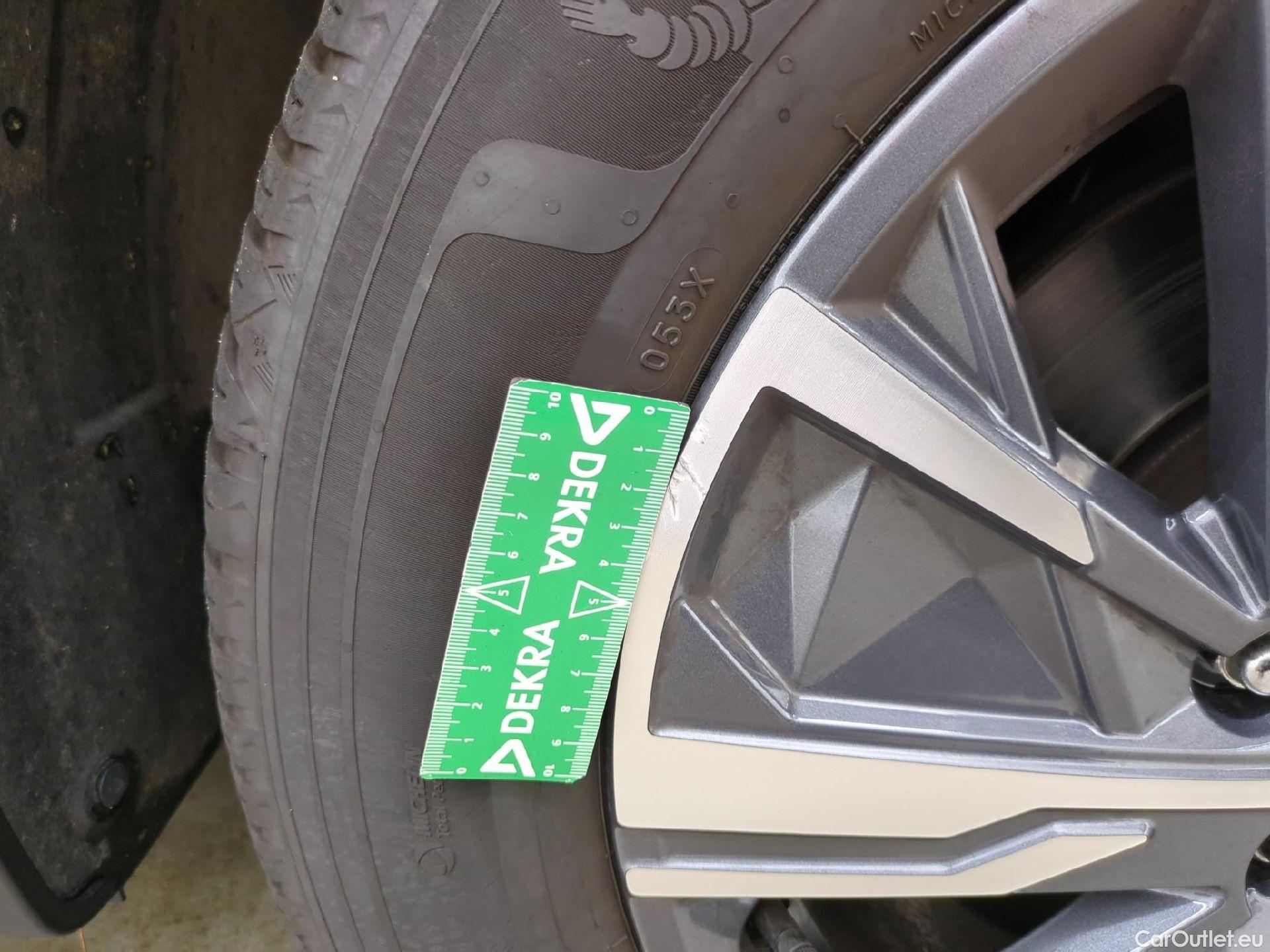  Hyundai  Tucson  Business Mild-Hybrid 2WD 1.6 CRDI 135CV BVA7 E6d #26