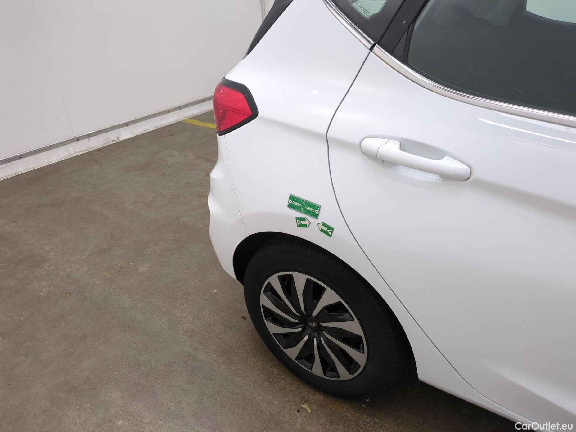  Ford  Fiesta  Titanium 1.0 EcoBoost #17