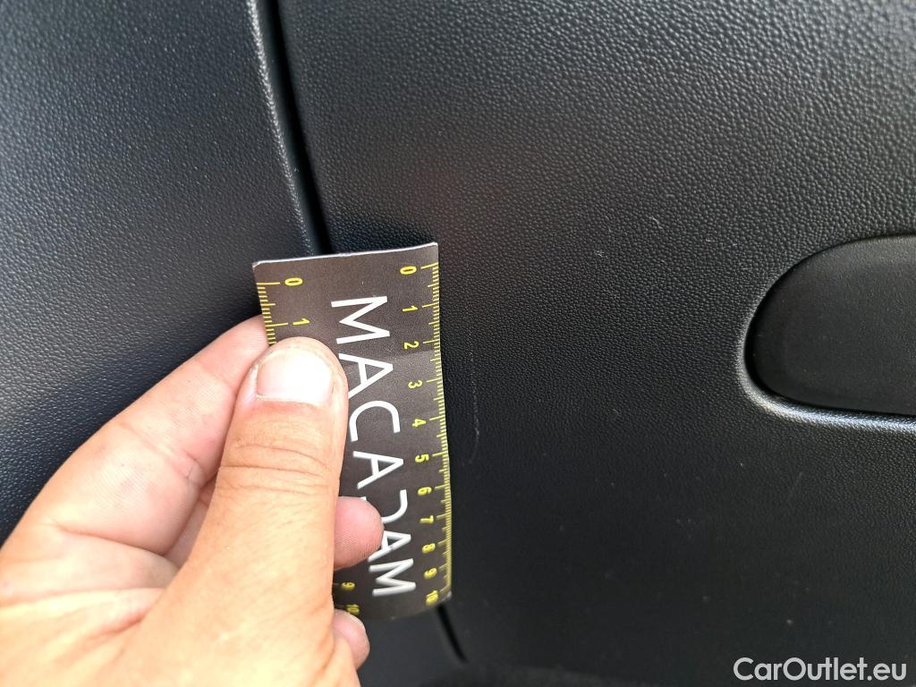  Citroen  C3 CITROEN  5p Berline PureTech 82 BVM Feel Business #5