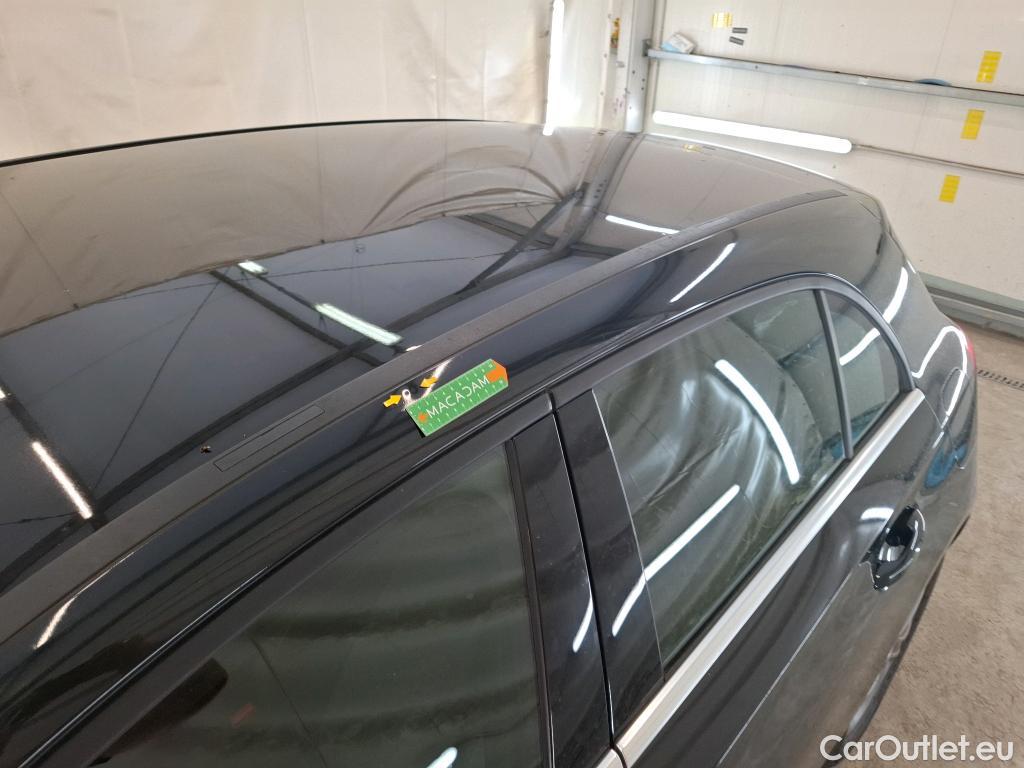  Mercedes  A-Klasse MERCEDES-BENZ Classe A Compact / 2018 / 5P / Berline A 180 d Business Line #18