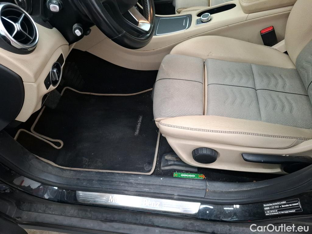  Mercedes  GLA MERCEDES-BENZ Classe  / 2017 / 5P / SUV  220 d Business Edition BVA7 #46
