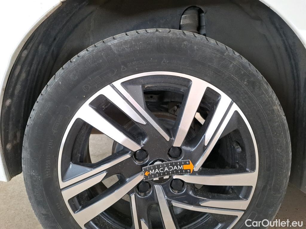  Peugeot  208  Style 1.2 PureTech 75CV BVM5 E6d #4