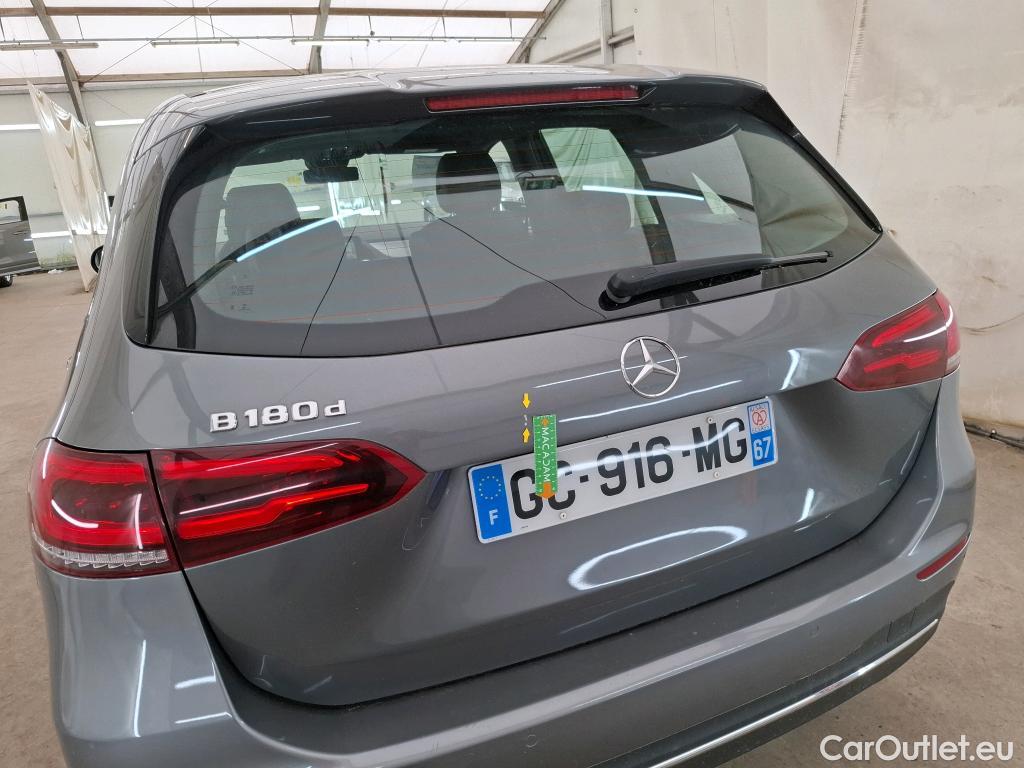  Mercedes  B-Klasse MERCEDES-BENZ Classe B / 2019 / 5P / monospace B 180 d Business Line Edition BA8 #9