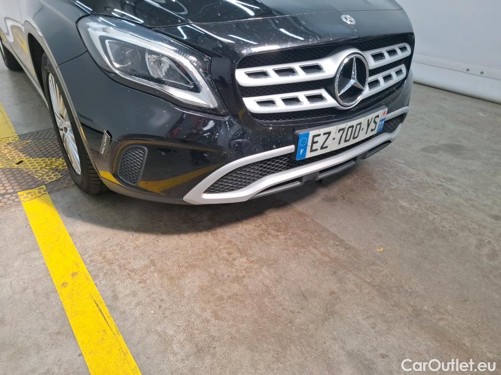 Mercedes  GLA MERCEDES-BENZ Classe  / 2017 / 5P / SUV  220 d Business Edition BVA7 #38