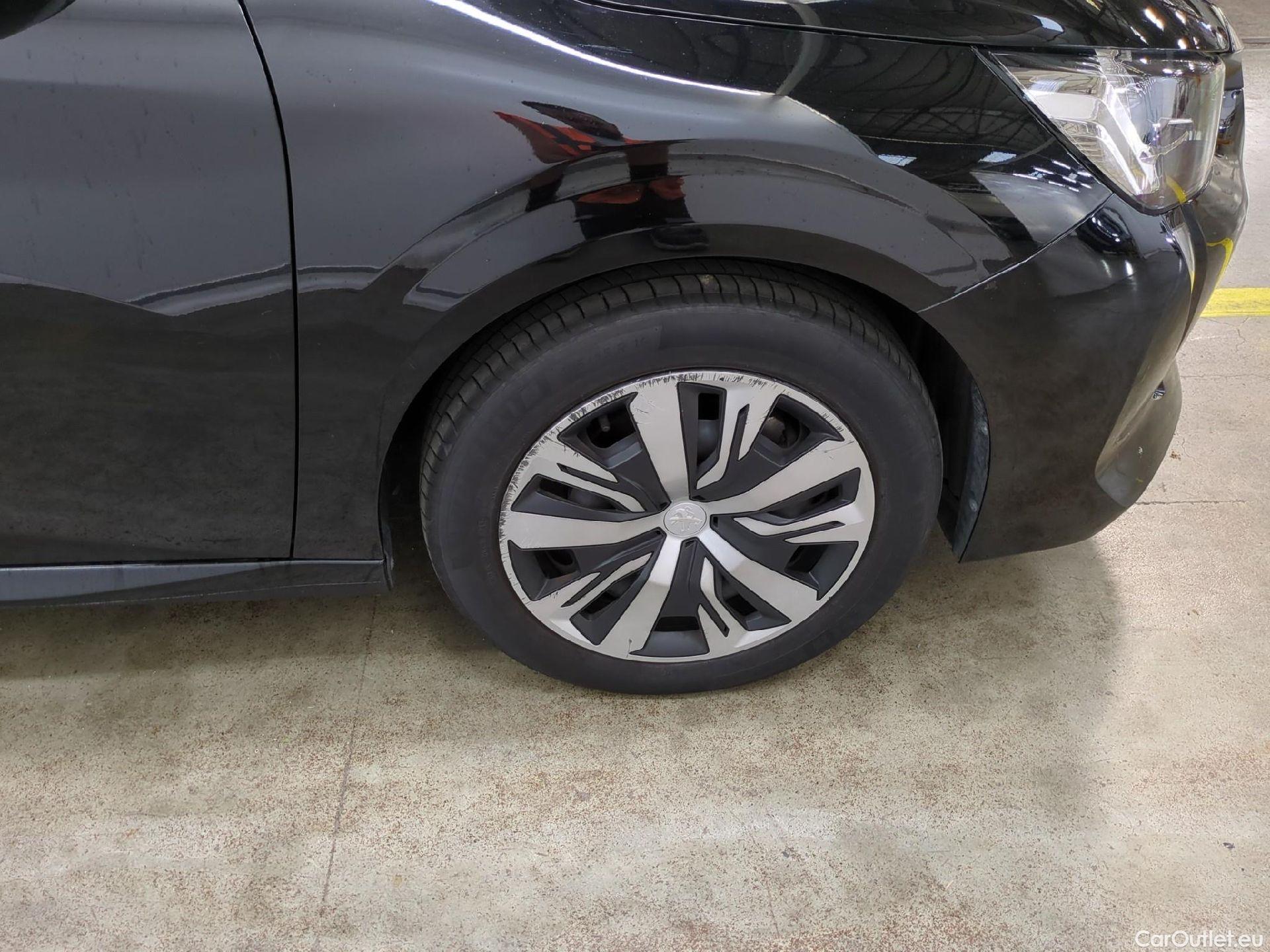  Peugeot  208  Active Pack 1.2 PureTech 100CV BVM6 E6d #2