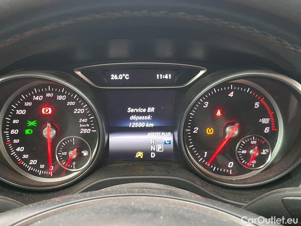  Mercedes  GLA MERCEDES-BENZ Classe  / 2017 / 5P / SUV  220 d Business Edition BVA7 #72