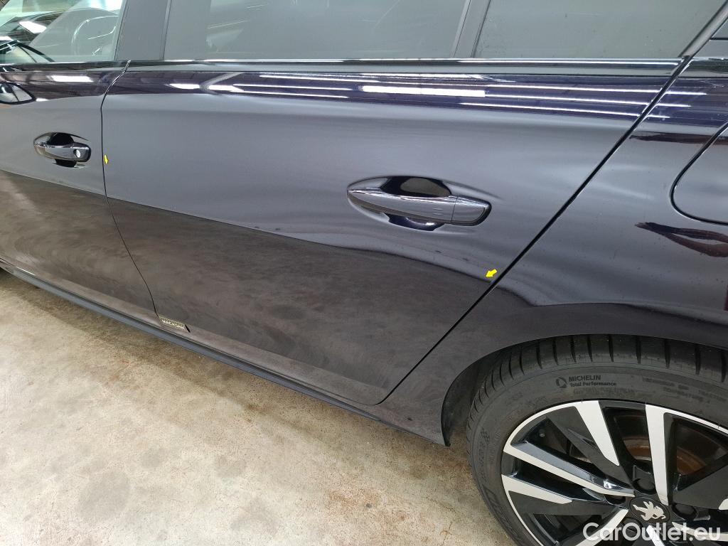  Peugeot  508 PEUGEOT  / 2018 / 5P / Berline HYBRID 225 E-EAT8 GT #37